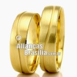 Aliança Brasilia em ouro casamento
